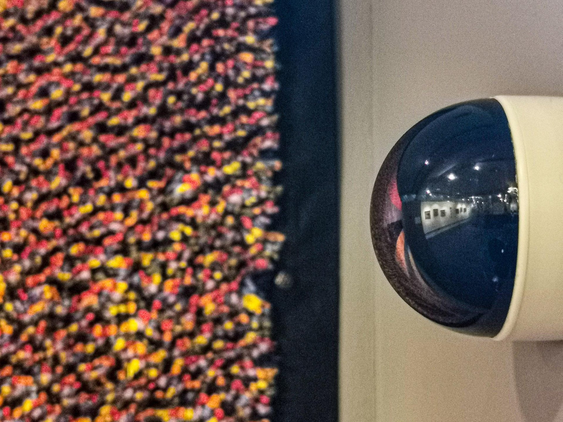 Constance Teppich Auge